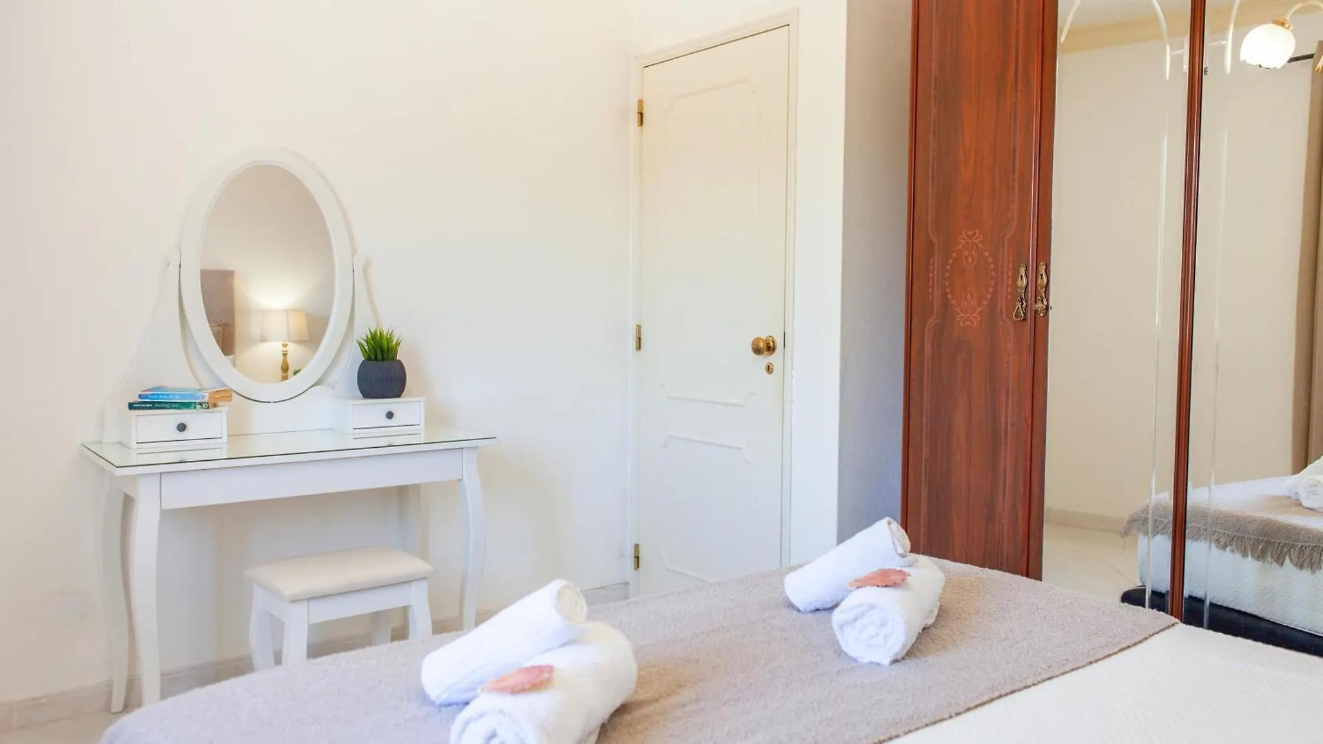 Villa Paloma By Algarve Vacation Albufeira